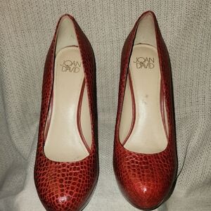 Joan & David Red Textured Heels